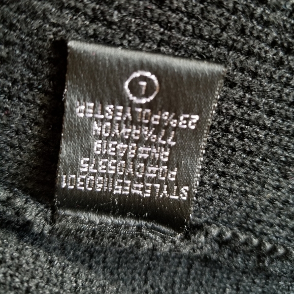 Cyrus Black Cardigan - Picture 4 of 4